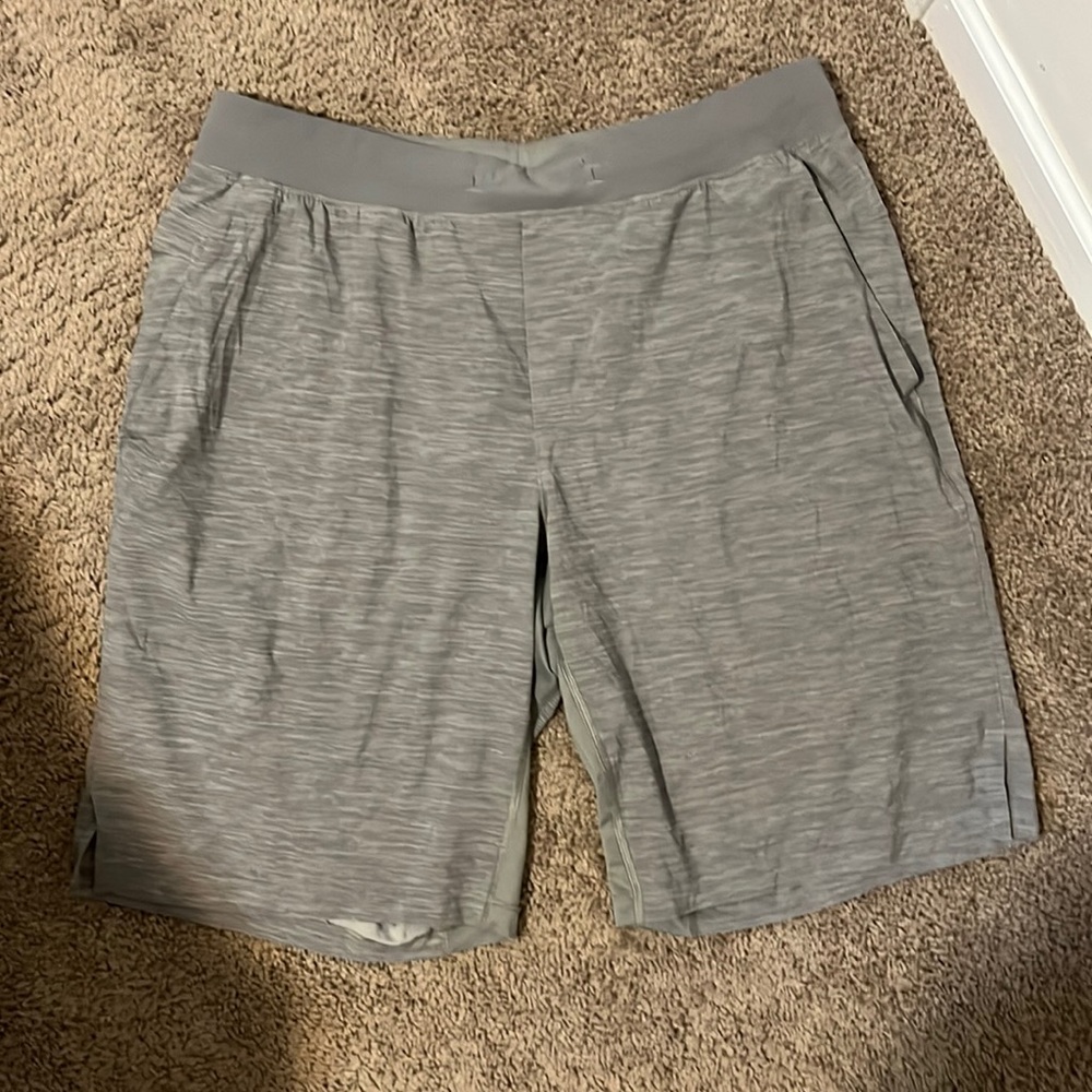 Men’s lululemon shorts